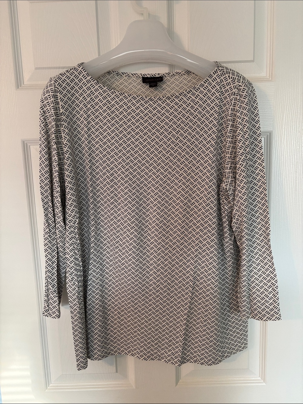 J Jill Black & White Geometric Long Sleeve Top